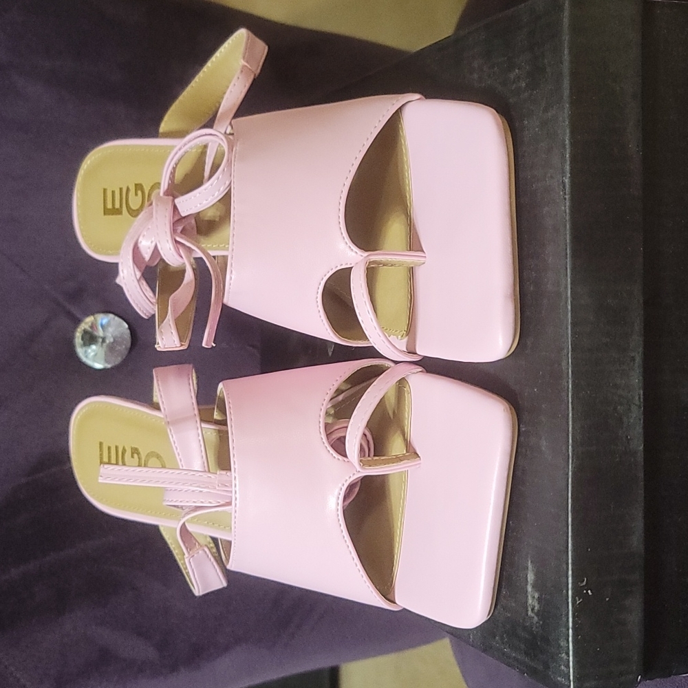 Sexy pink tie up heel